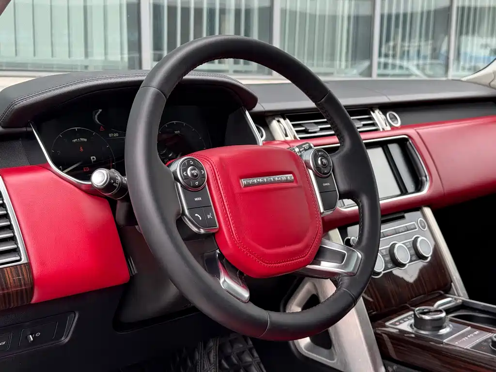 LAND ROVER RANGE ROVER