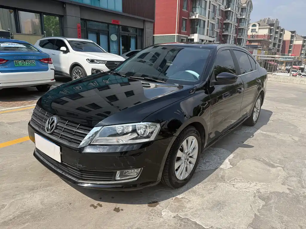 Volkswagen Lavida 2015