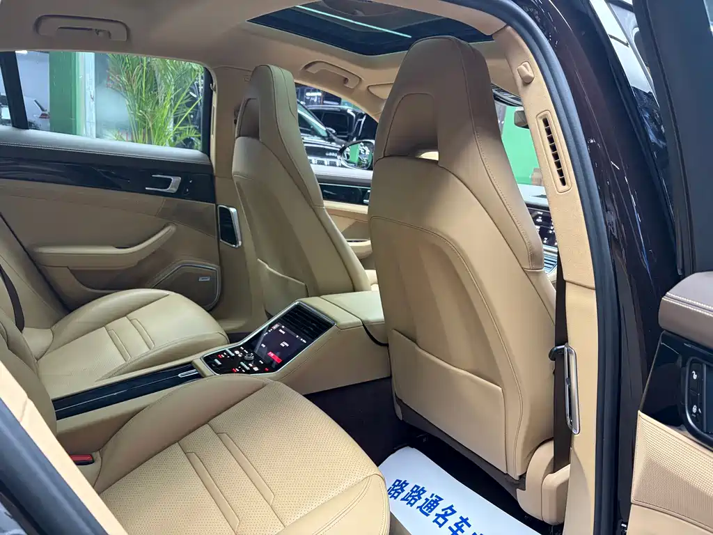 Porsche Panamera — миниатюра 8
