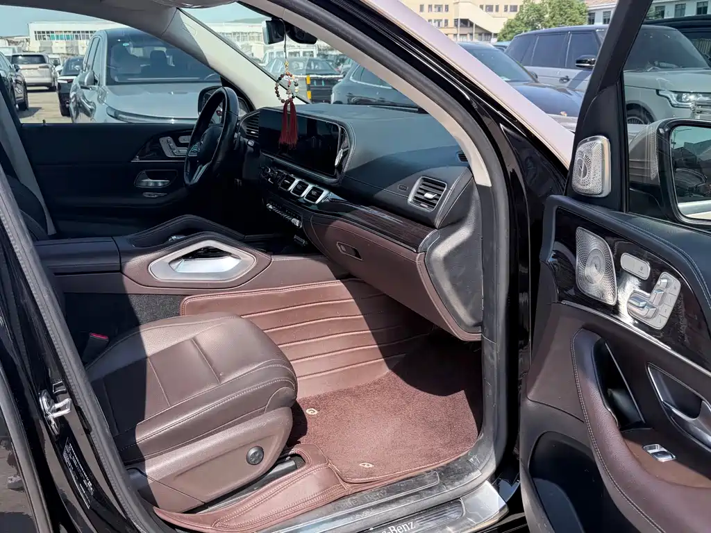 Mercedes-Benz GLS — миниатюра 6