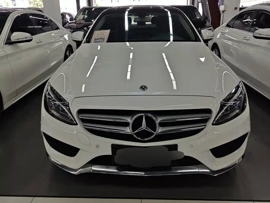 Mercedes-Benz C-Class — миниатюра 2