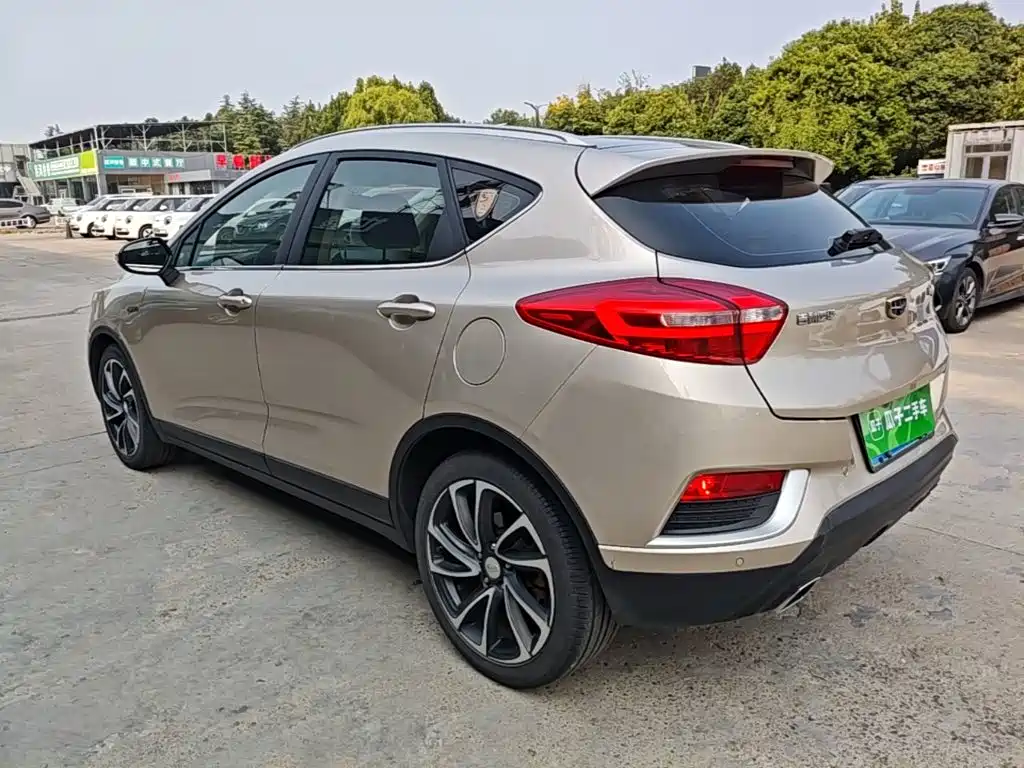 Geely Emgrand GS — миниатюра 5