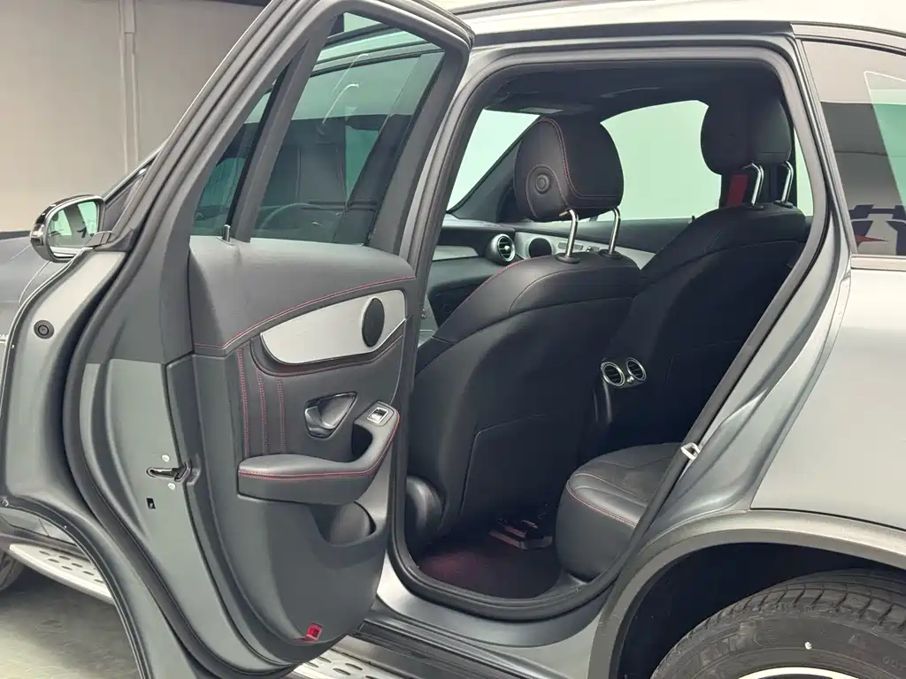 Mercedes-Benz GLC AMG — миниатюра 12