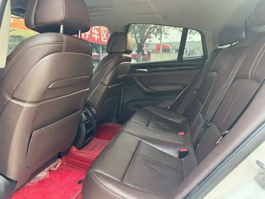 BMW X4 — миниатюра 10