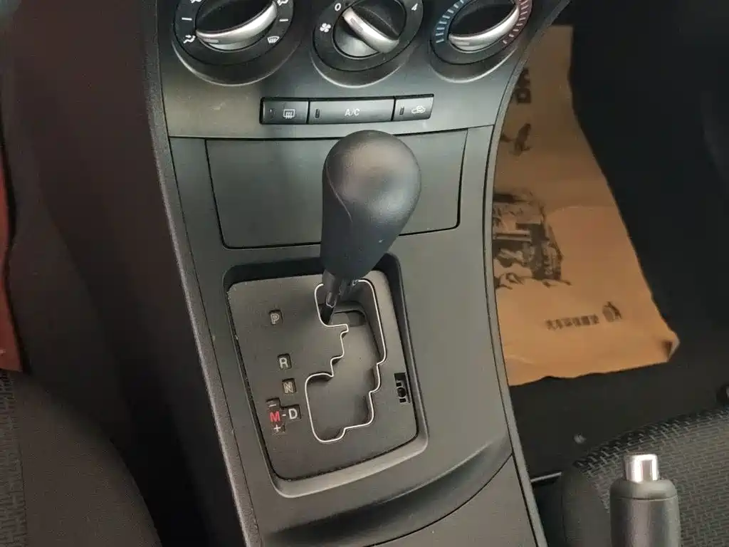 Mazda 3 Xingcheng — миниатюра 14