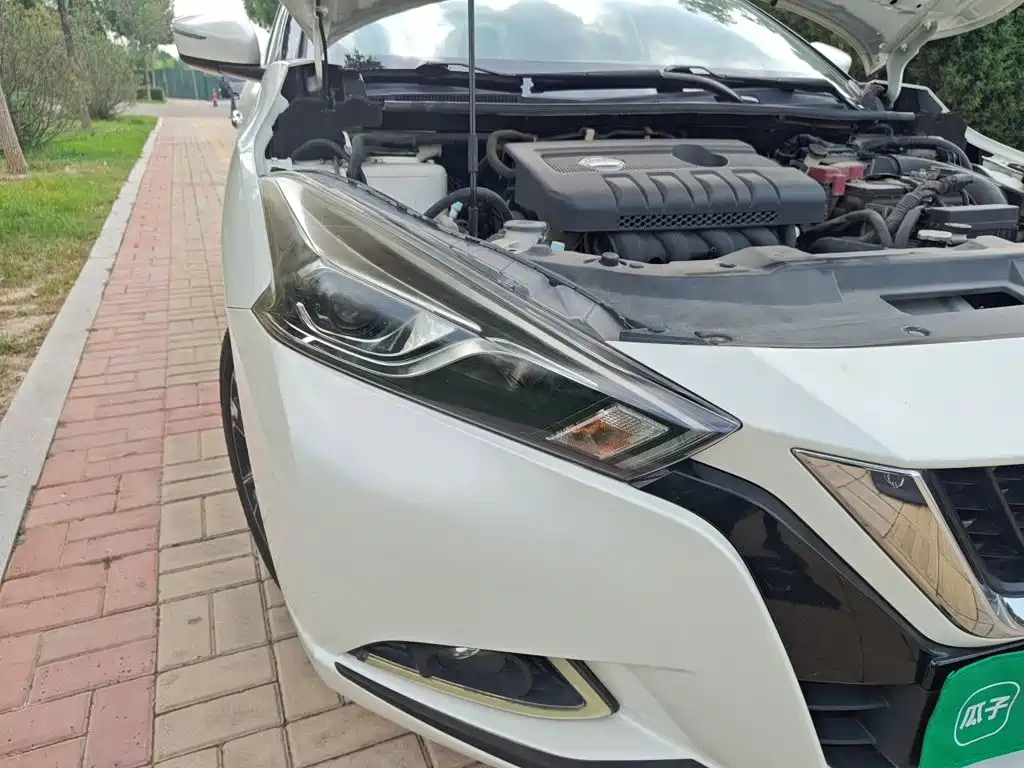 Nissan Bluebird — миниатюра 7