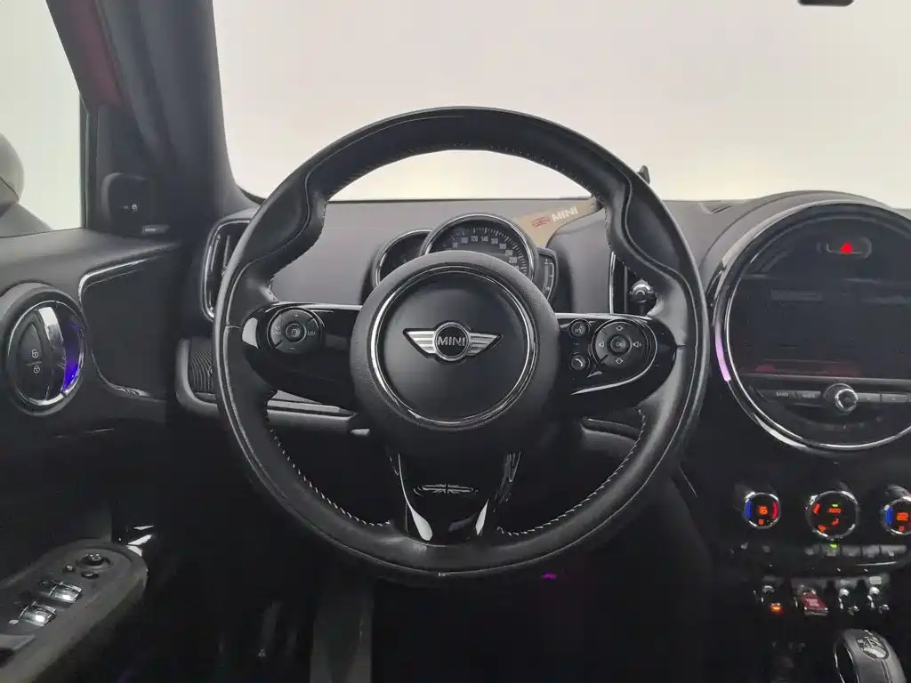 MINI Mini Countryman — миниатюра 11