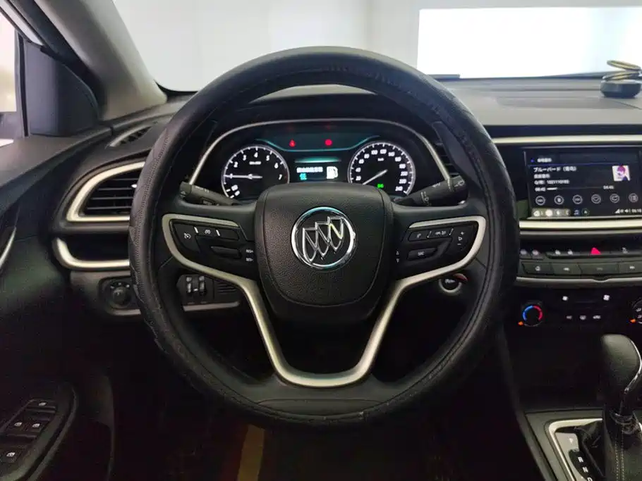 Buick Excelle — миниатюра 15