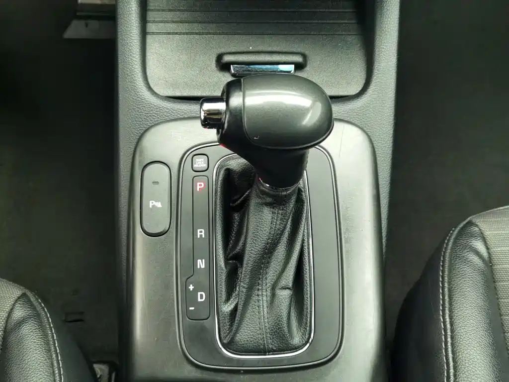 Kia Shuma — миниатюра 13