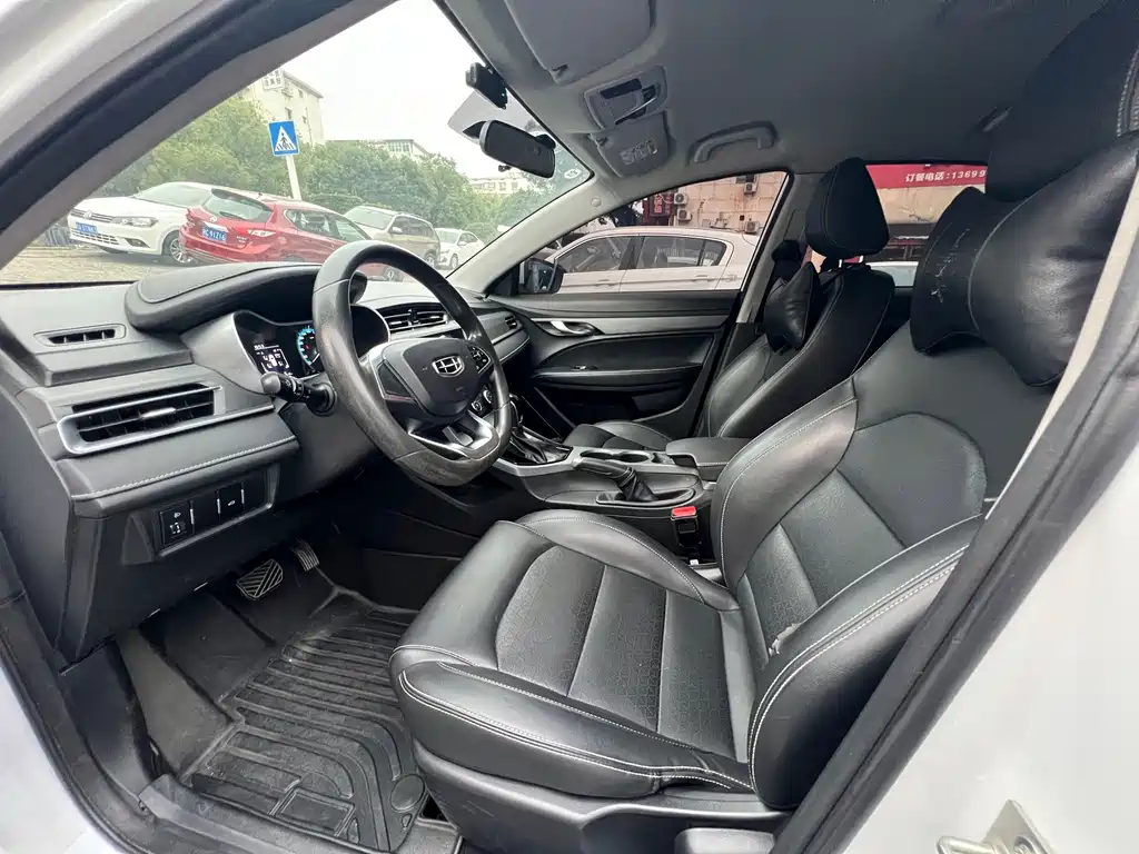 Geely Emgrand — миниатюра 10
