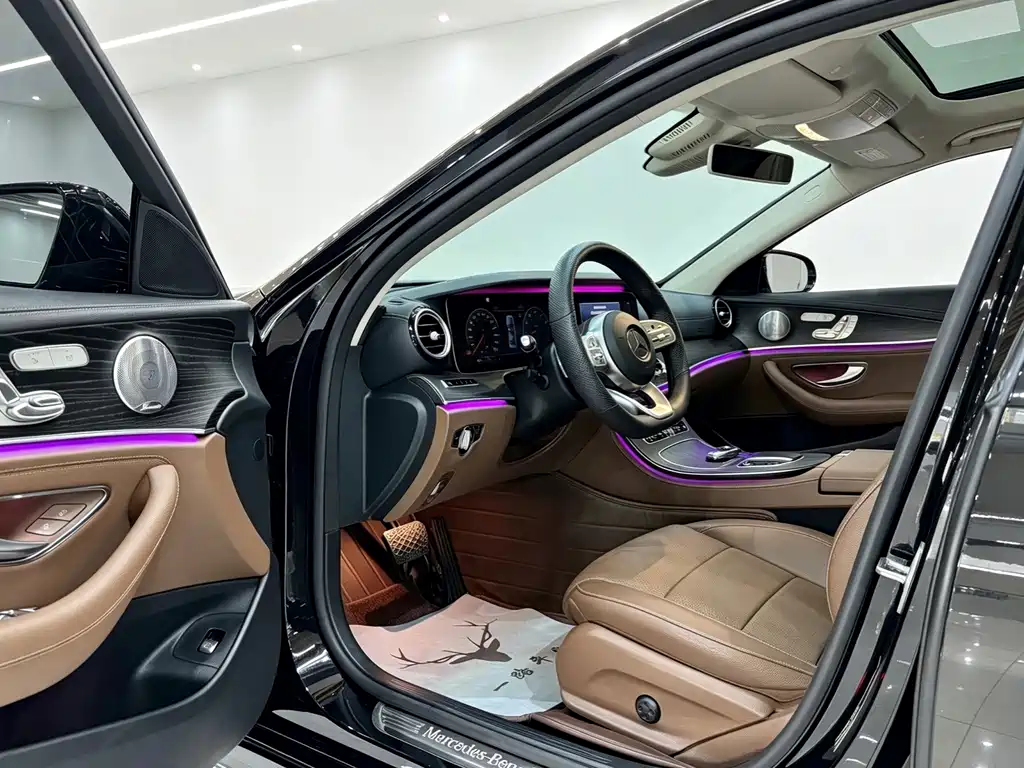 Mercedes-Benz E-Class — миниатюра 4