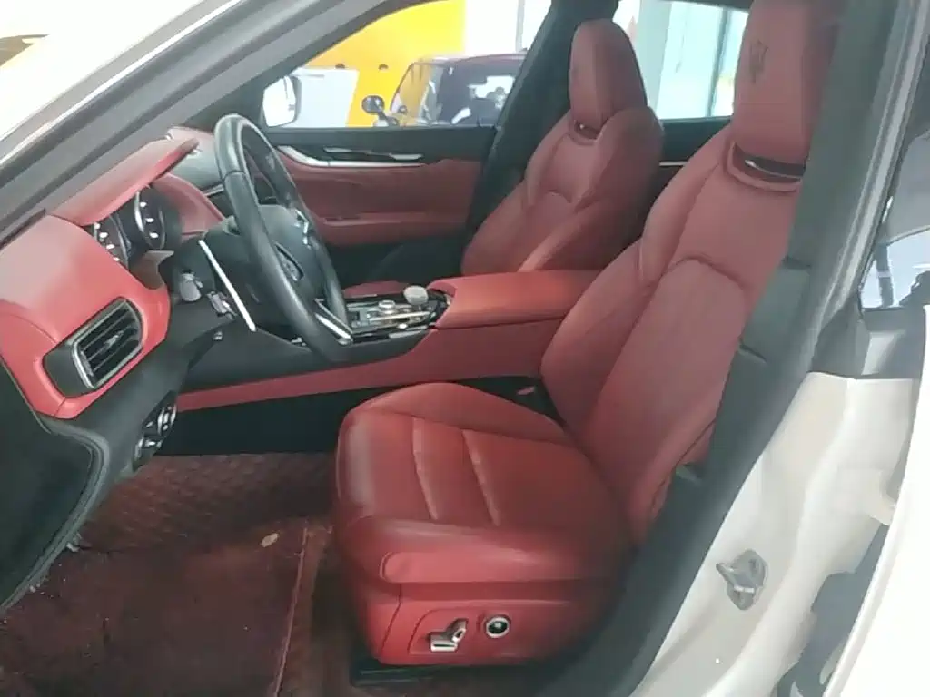Maserati Levante — миниатюра 15