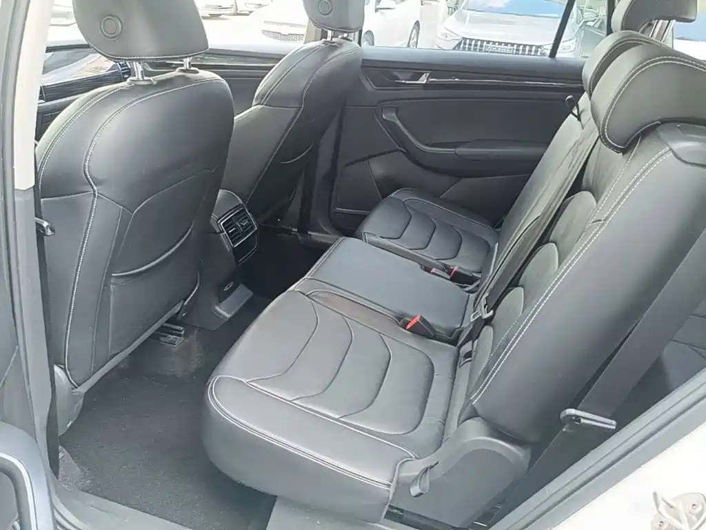Skoda Kodiaq — миниатюра 17