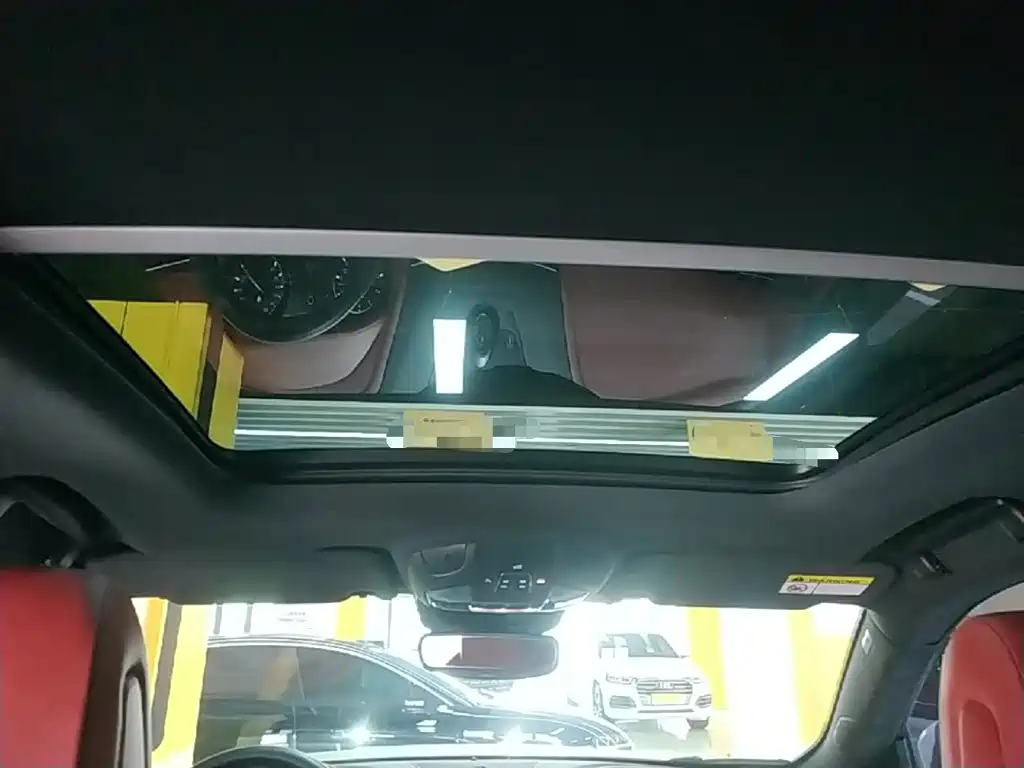 Maserati Levante — миниатюра 18
