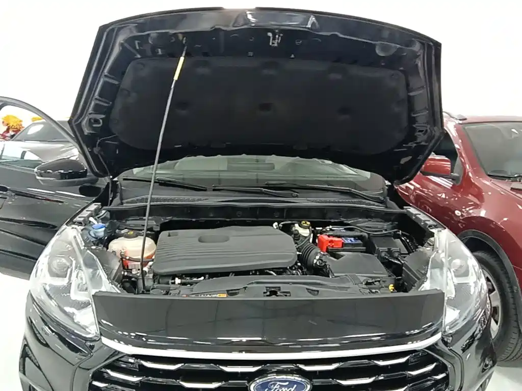 Ford Escape — миниатюра 20