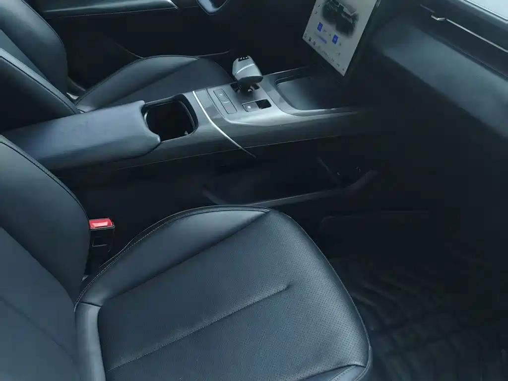 Changan Yida — миниатюра 8