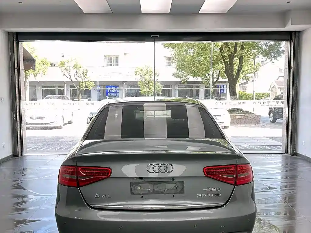 Audi A4L — миниатюра 8
