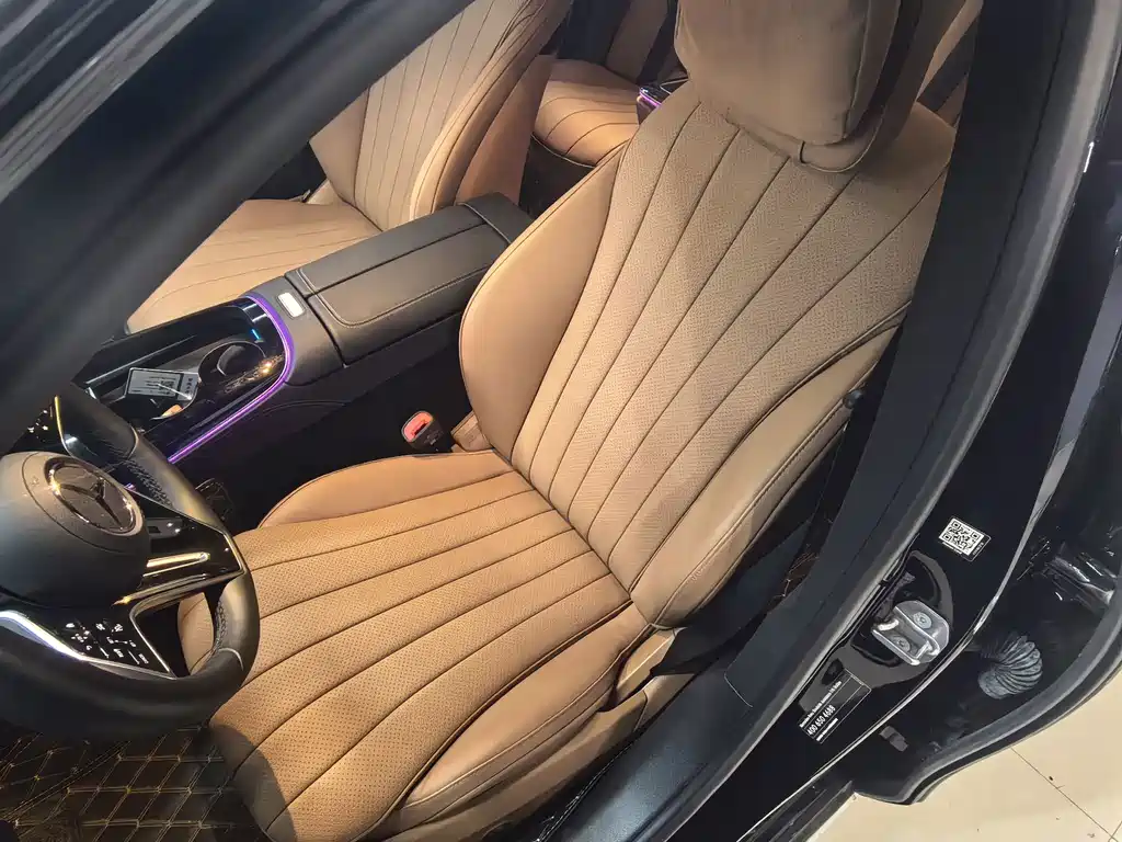 Mercedes-Benz E-Class — миниатюра 5