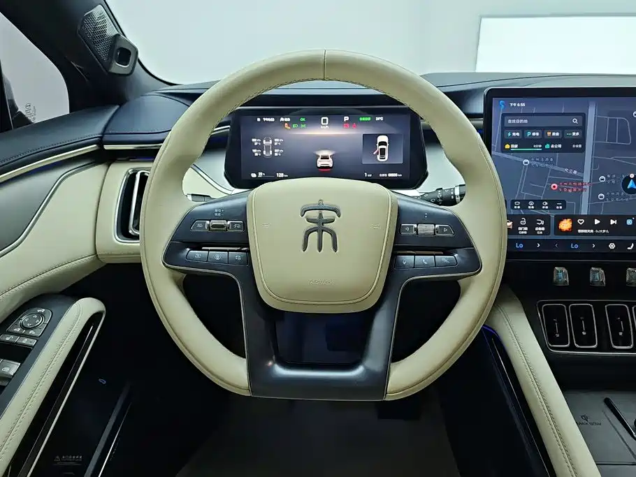 BYD L EV — миниатюра 15