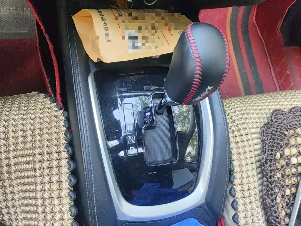 Nissan X-Trail — миниатюра 10