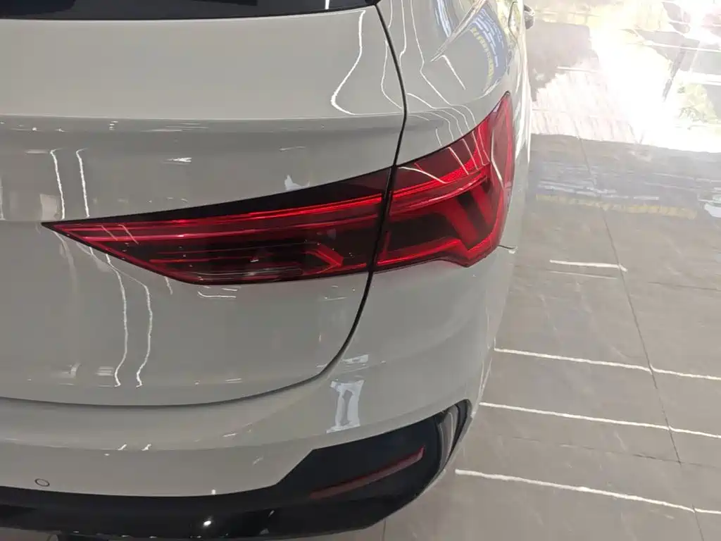 Audi Q3 Sportback — миниатюра 8