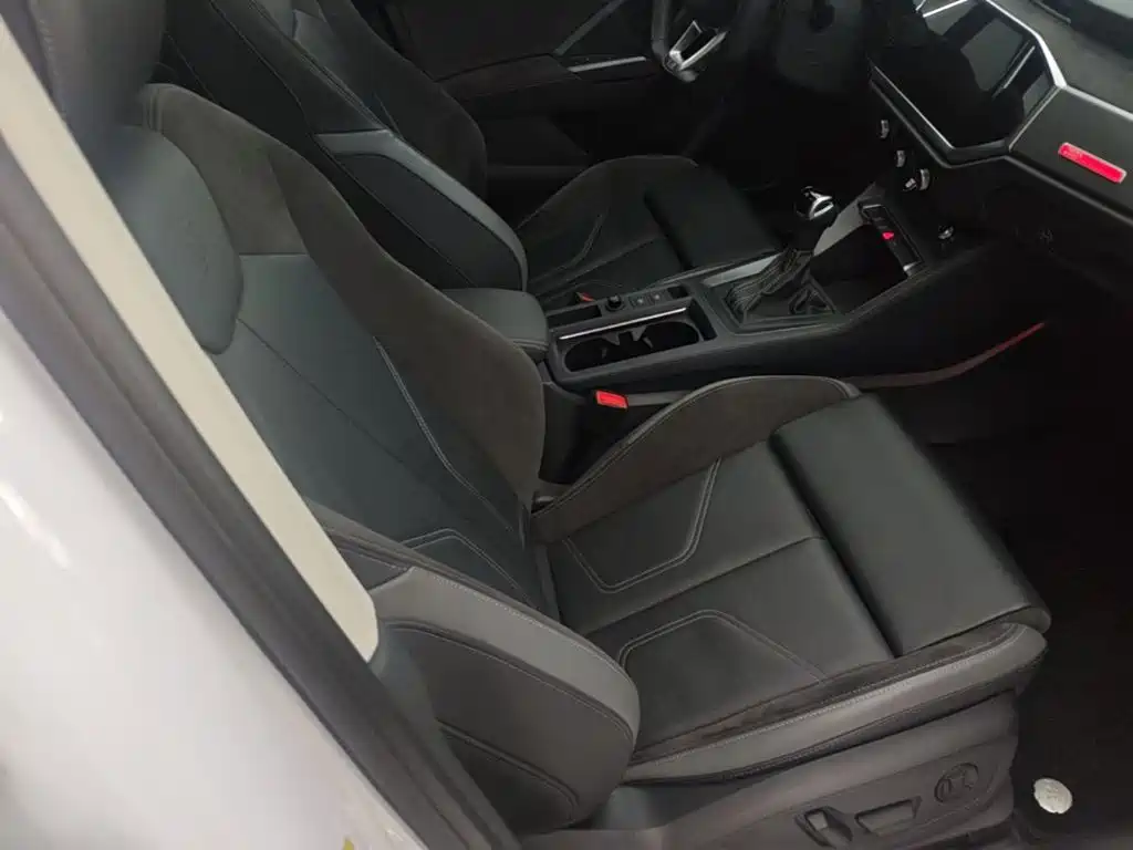 Audi Q3 Sportback — миниатюра 25