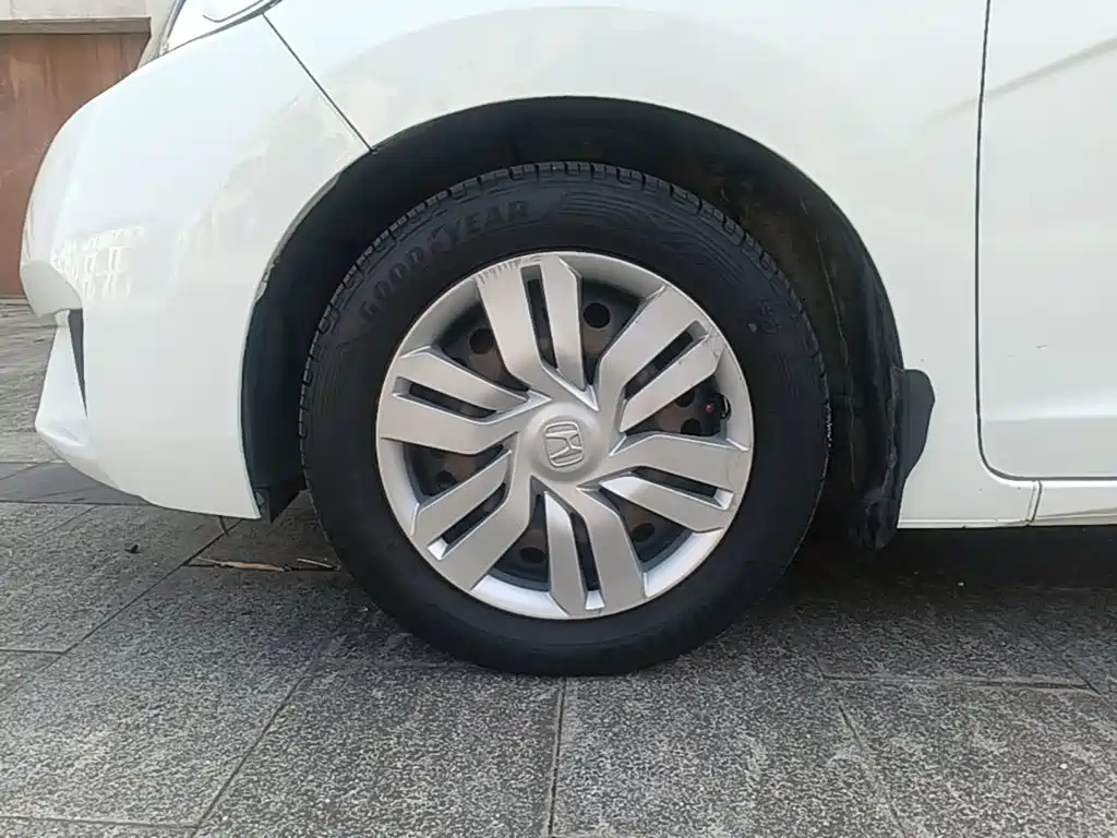 Honda Fit — миниатюра 23