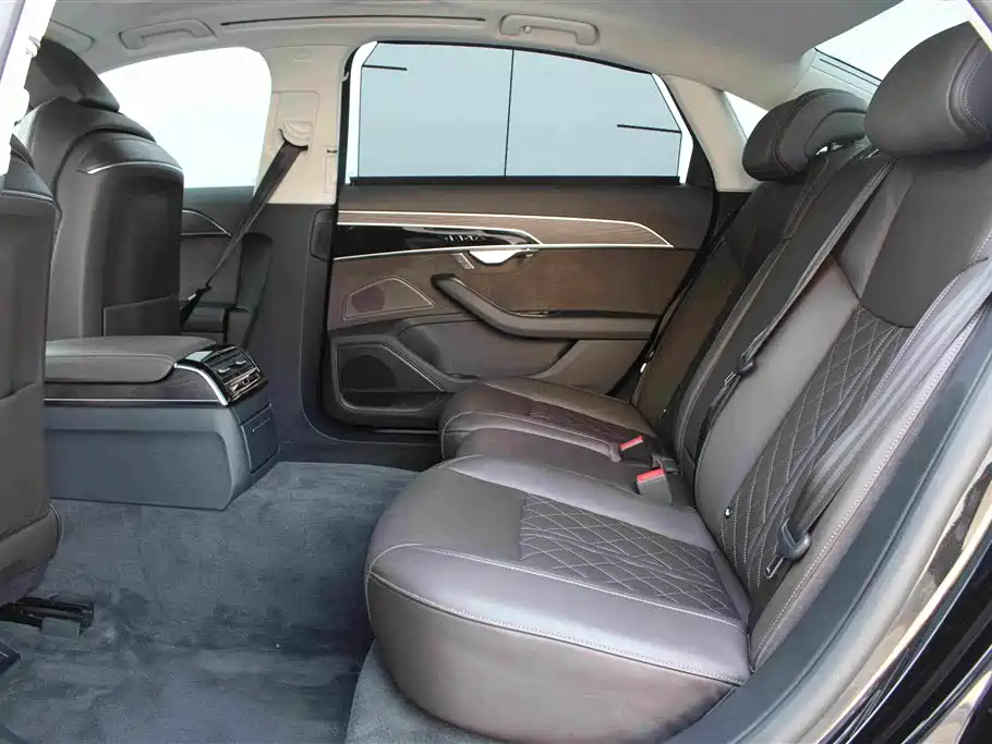 Audi A8 — миниатюра 14