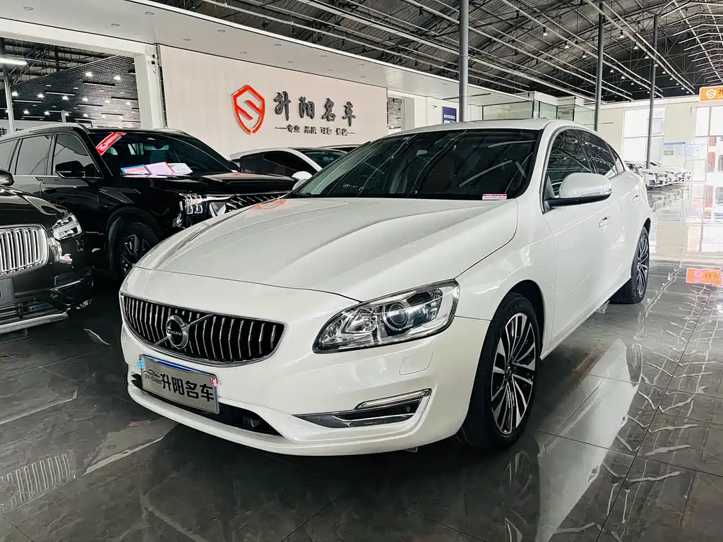 Volvo S60
