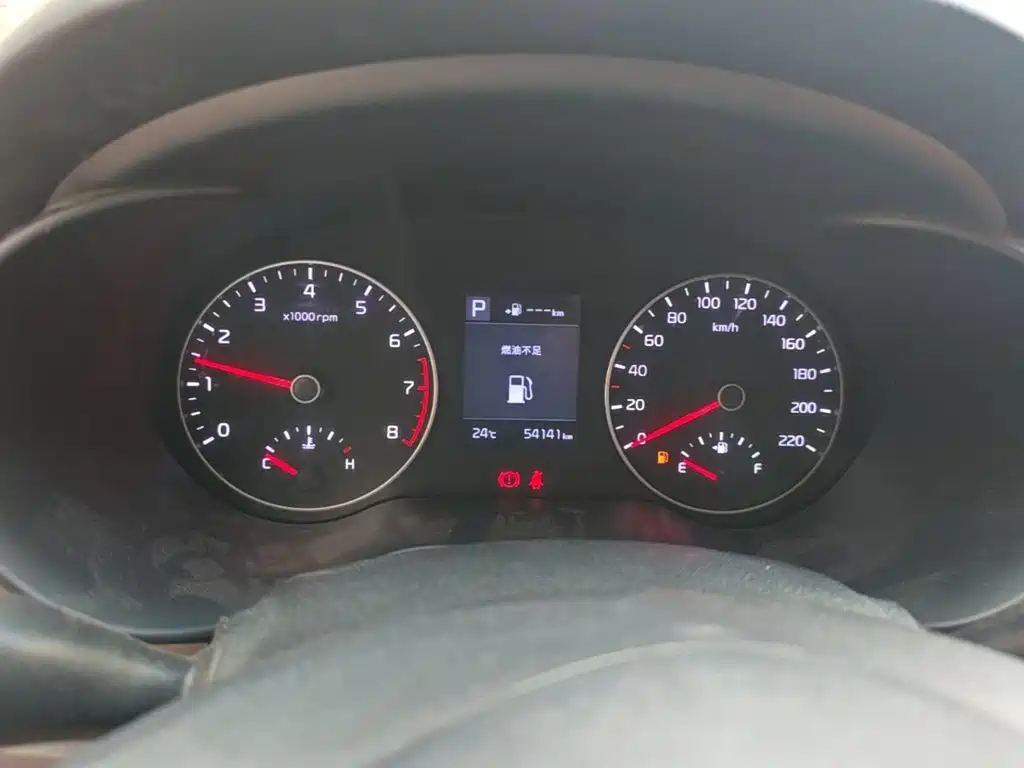 Kia KX Cross — миниатюра 12