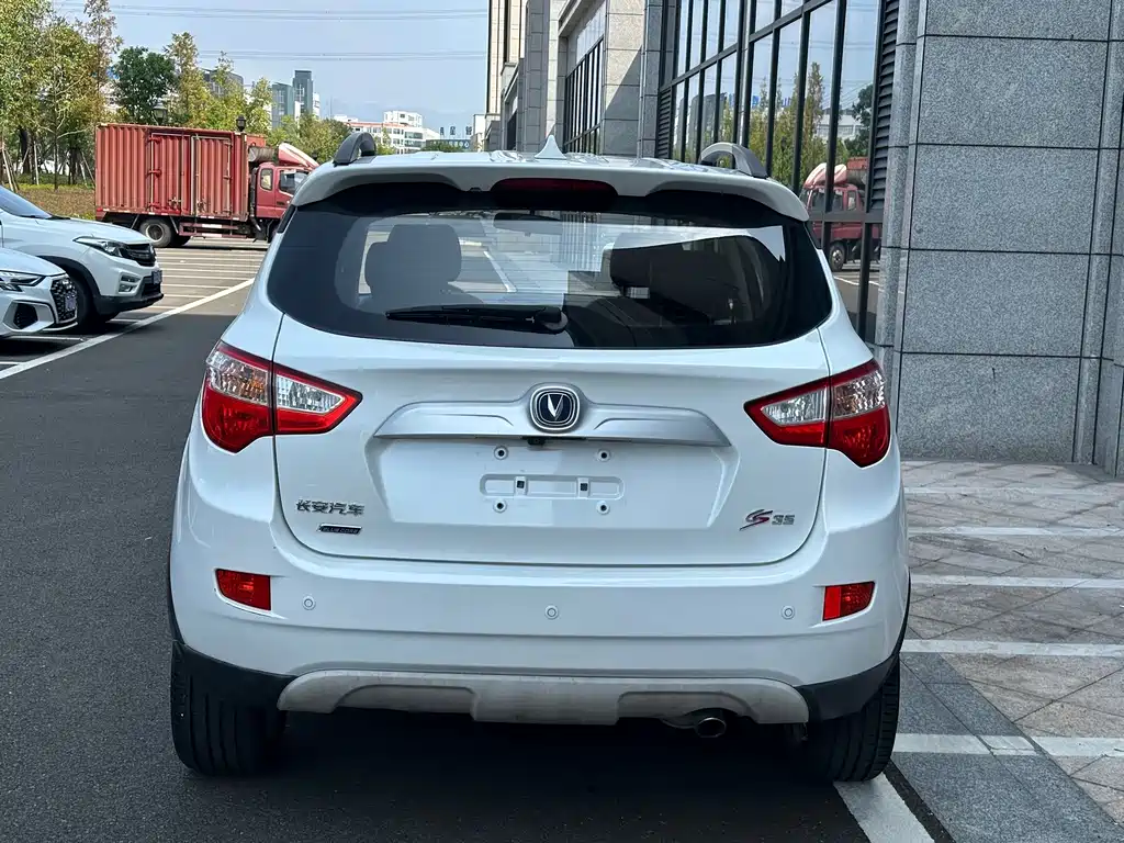 Changan CS35 — миниатюра 3