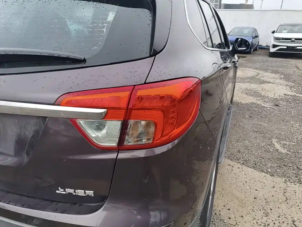Buick Envision Plus — миниатюра 8