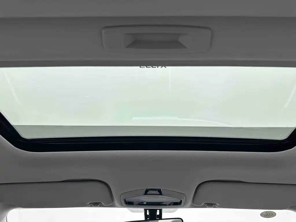 Geely Emgrand — миниатюра 15