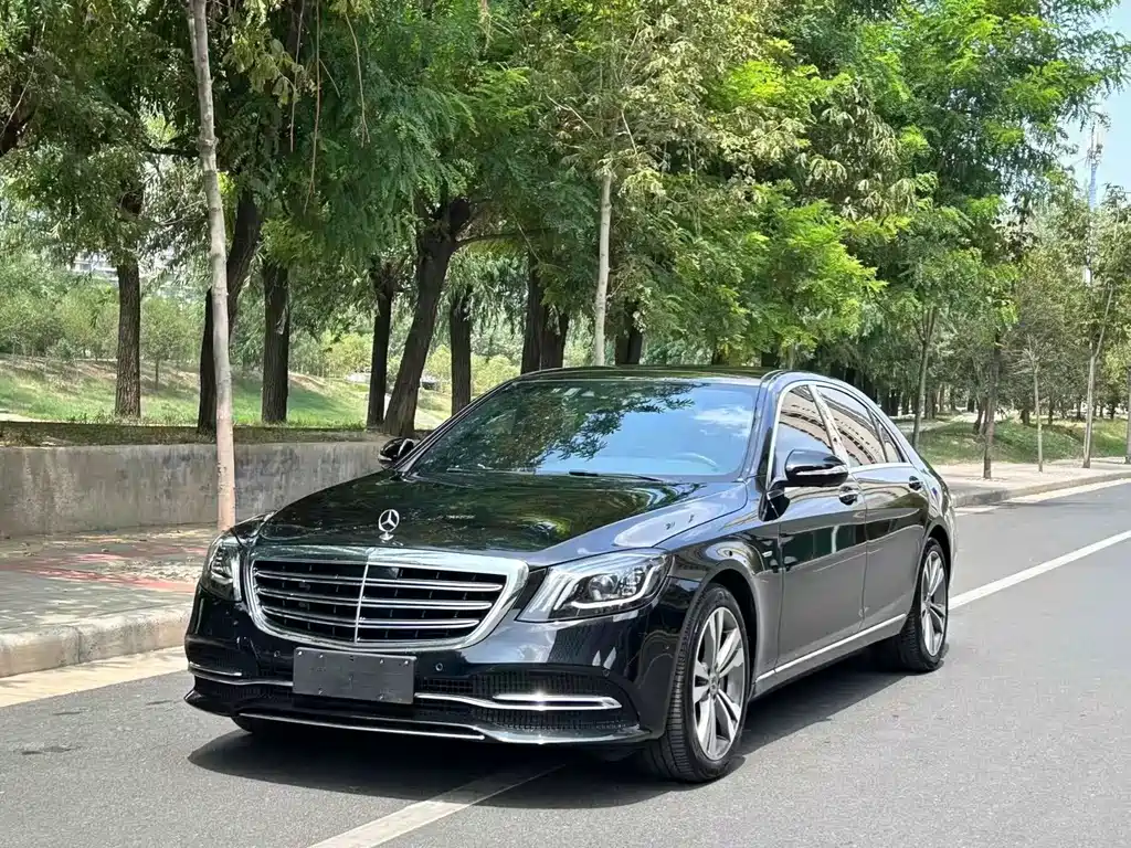 Mercedes-Benz S-Class 2020
