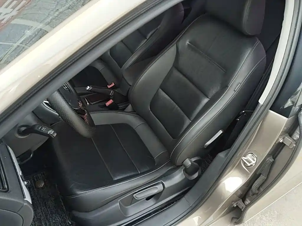 Volkswagen Sagitar — миниатюра 15