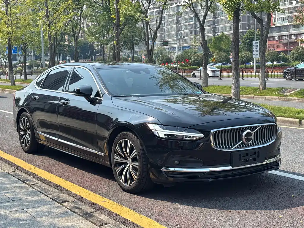 Volvo S90 — миниатюра 3