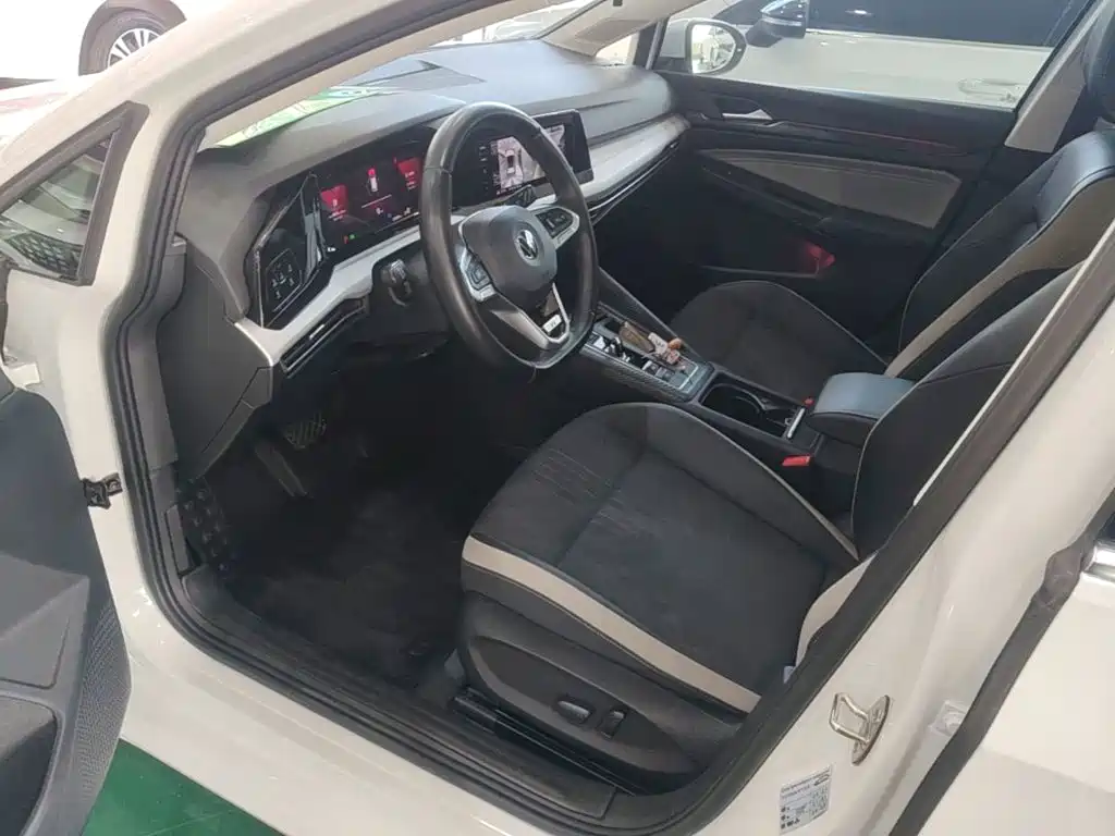 Volkswagen Golf — миниатюра 16