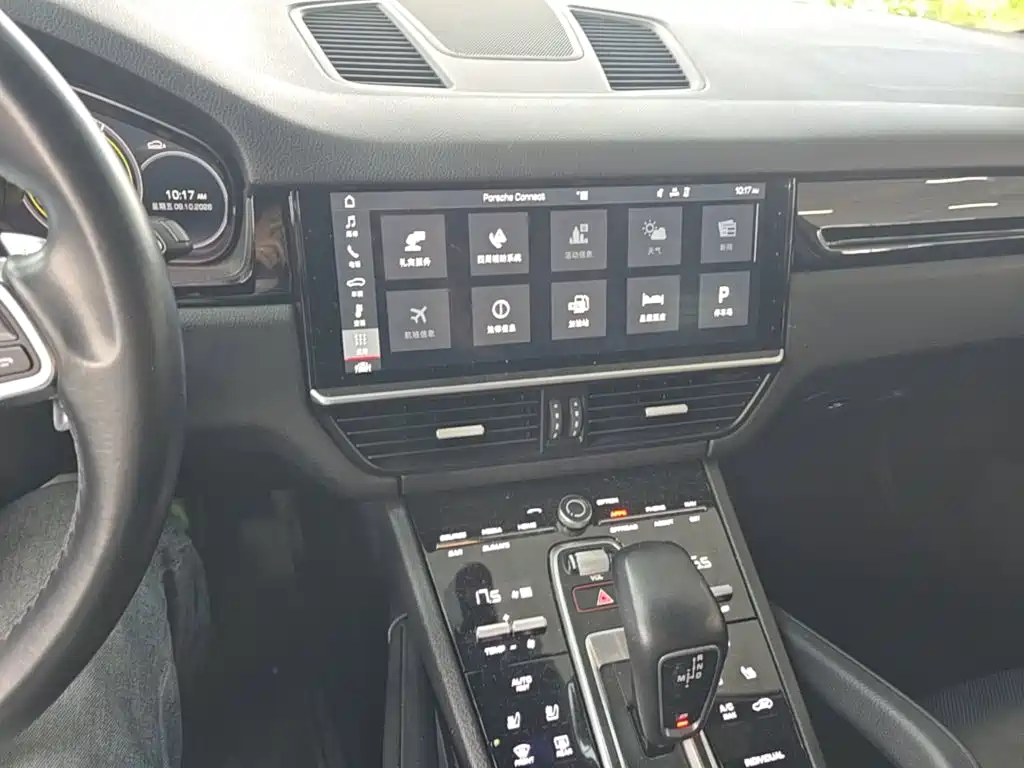 Porsche Cayenne — миниатюра 13