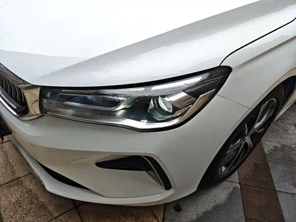 Geely Emgrand — миниатюра 24