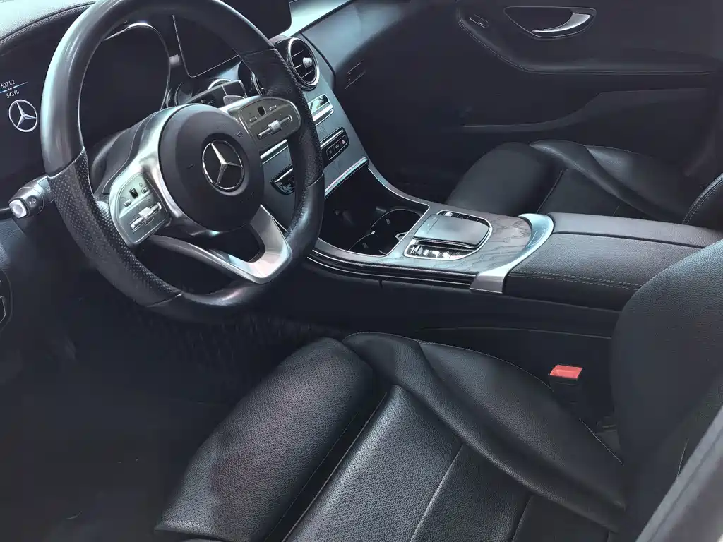 Mercedes-Benz C-Class — миниатюра 4