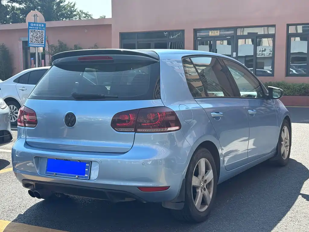 Volkswagen Golf — миниатюра 4