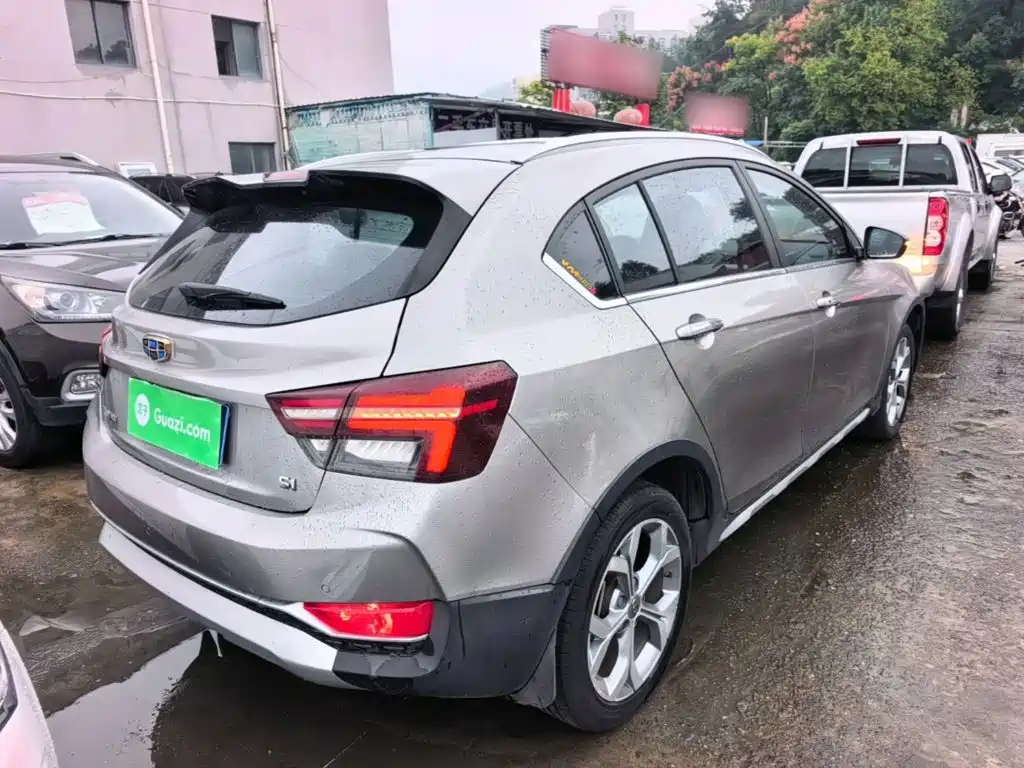 Geely Vision S1 — миниатюра 7