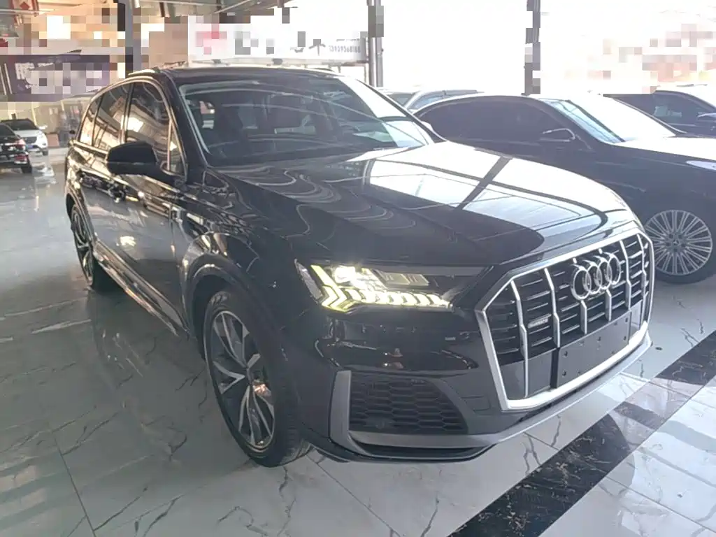 Audi Q7 — миниатюра 4