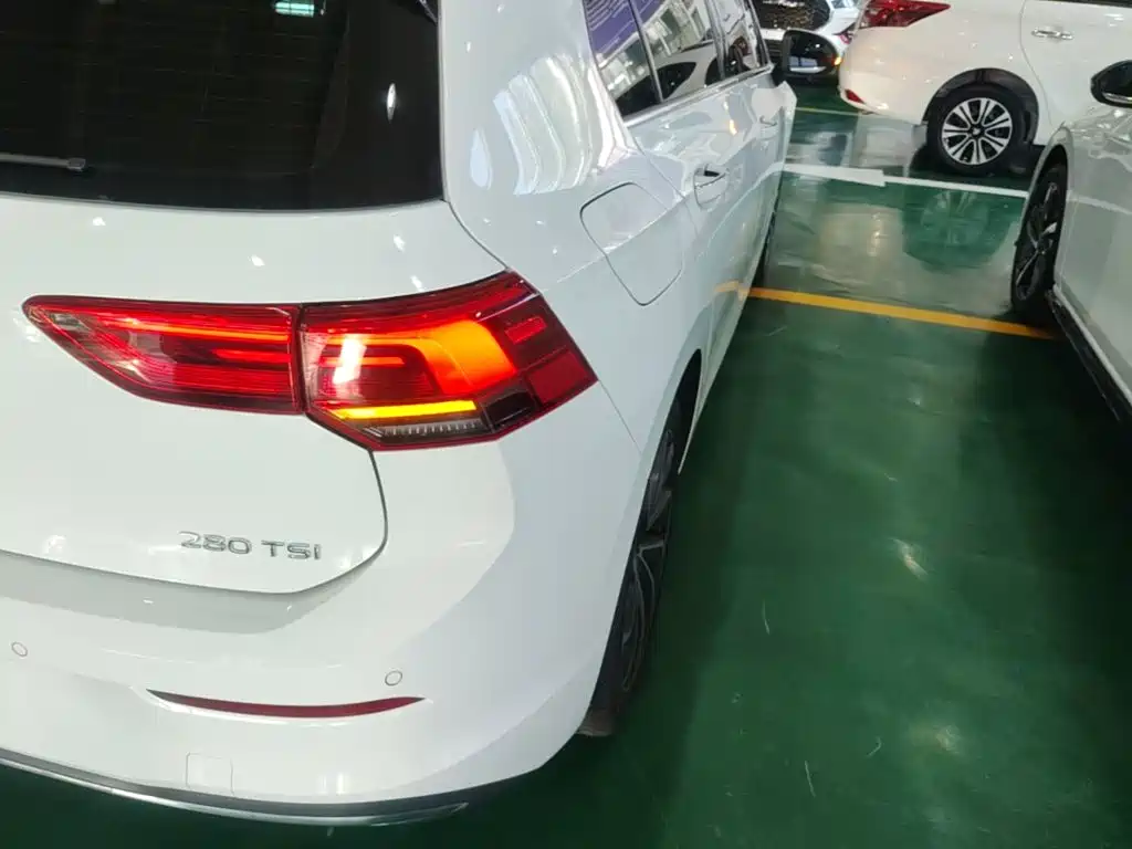 Volkswagen Golf — миниатюра 8