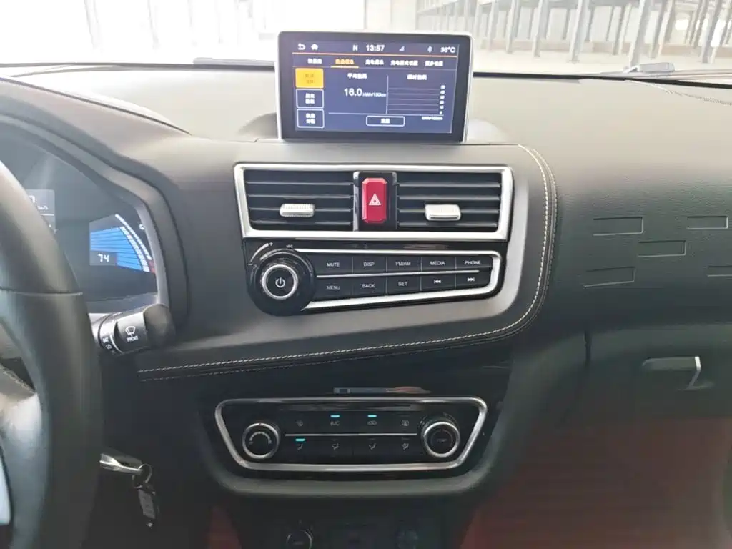 JAC JAC iEV6E — миниатюра 13