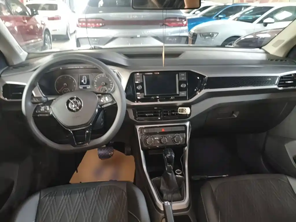 Volkswagen T-Cross — миниатюра 10