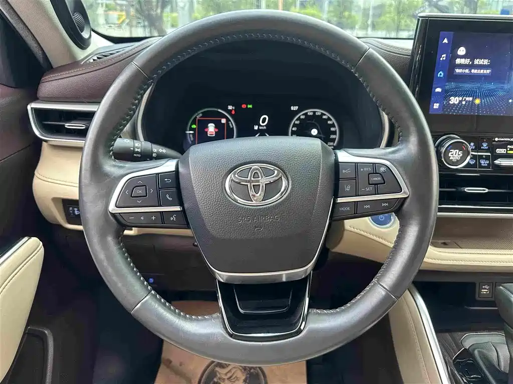 Toyota Highlander — миниатюра 8