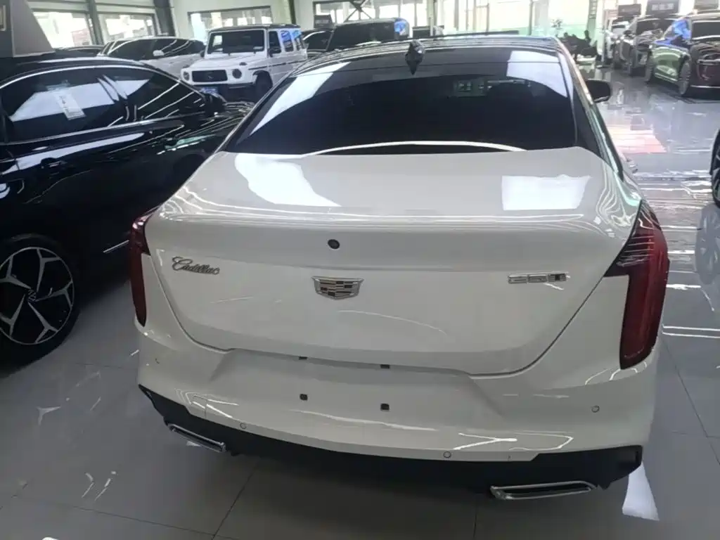 Cadillac CT4 — миниатюра 6