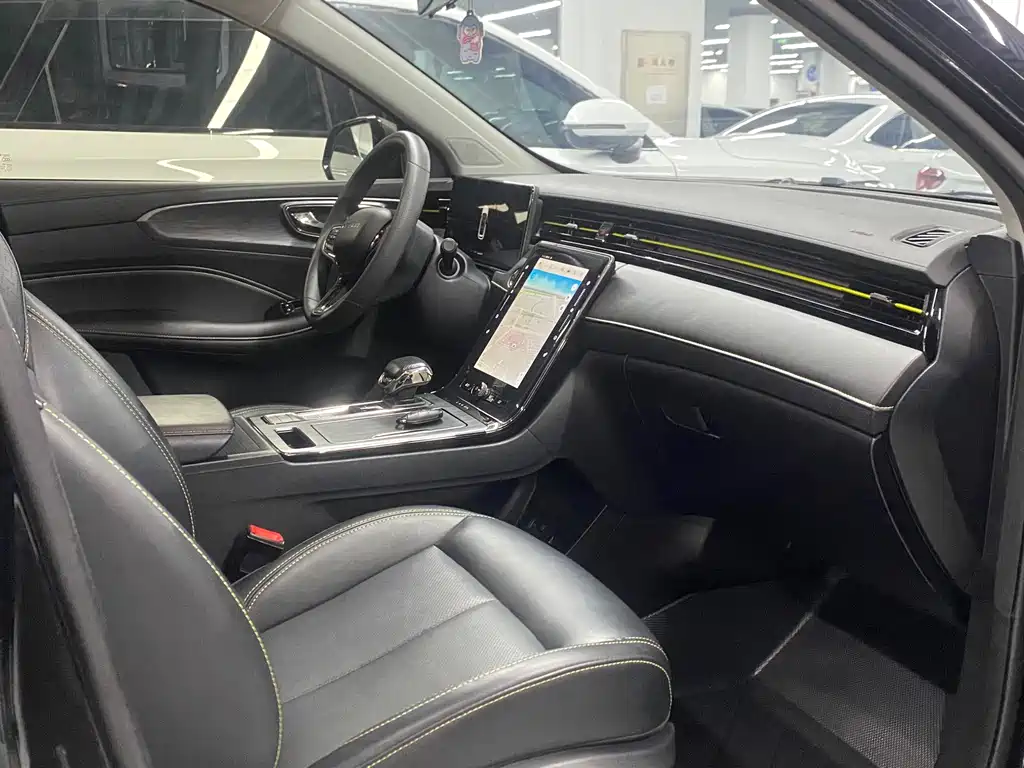Roewe RX5 — миниатюра 3