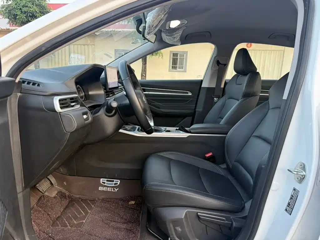 Geely Emgrand — миниатюра 4